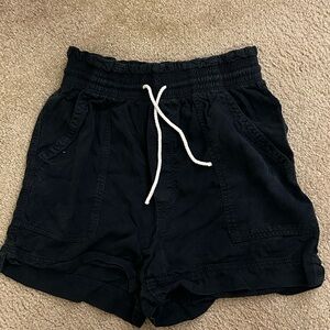 H&M high waisted drawstring shorts